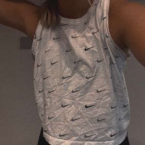 NIKE crop top
